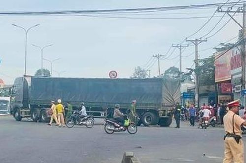 Đồng Nai: Tạm giữ lái xe gây tai nạn khiến nữ sinh đi xe đạp điện tử vong