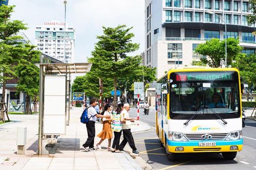 Đà Nẵng đẩy mạnh tuyên truyền ATGT với thông điệp 'Hãy đi chậm lại vì tương lai của trẻ thơ!'