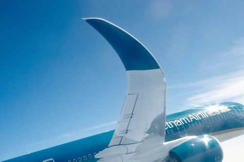 Vietnam Airlines được vinh danh 'Hãng hàng không 5 sao xuất sắc'