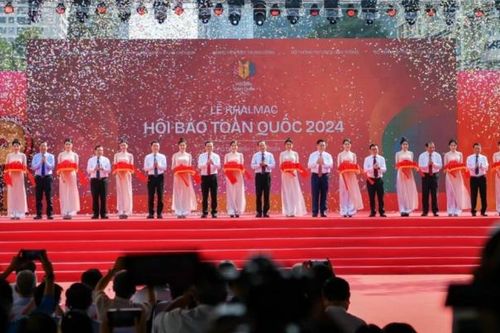Kỷ niệm 100 năm Ngày Báo chí cách mạng Việt Nam: Bảo đảm chất lượng, hiệu quả, thiết thực