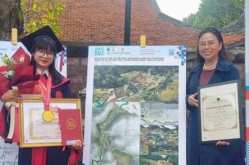 Vượt ngàn cây số, nữ sinh Kiến trúc quyết tâm bảo tồn làng đá cổ tại Cao Bằng