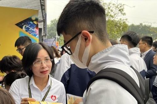 Nhân lực cho đường sắt Tốc độ cao Bắc - Nam: Trường đại học trở tay không kịp
