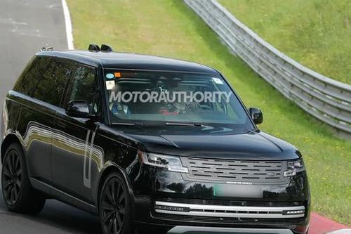 Range Rover Sport thuần điện lộ ảnh chạy thử