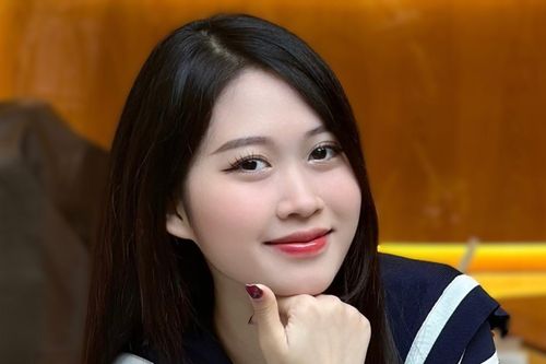 Hoa khôi khoa Kinh tế giành giải Nhất sinh viên nghiên cứu khoa học