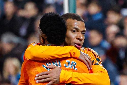 Mbappe lập công, Real Madrid phả hơi nóng vào gáy Barca
