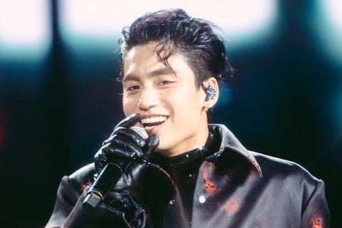 PSY bất ngờ nói tiếng Việt và diễn hit tỷ view, MONO 'lột xác' ma mị