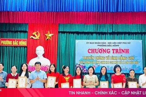 Sôi nổi các hoạt động nhân Ngày quốc tế xóa bỏ bạo lực đối với phụ nữ và trẻ em gái