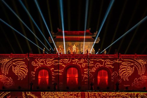 Nhìn lại lý do đêm Khai mạc Festival Ninh Bình 2024 thành công hơn mong đợi