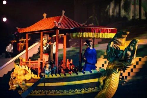 Dòng chảy lịch sử tráng lệ huy hoàng ở Lễ khai mạc Festival Ninh Bình 2024