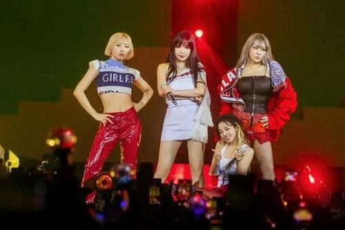 Giá vé concert 2NE1 tại Việt Nam bao nhiêu?