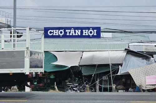 Tổ phó quản lý chợ bị sa thải vì trộm 155 tờ vé số của người bán dạo