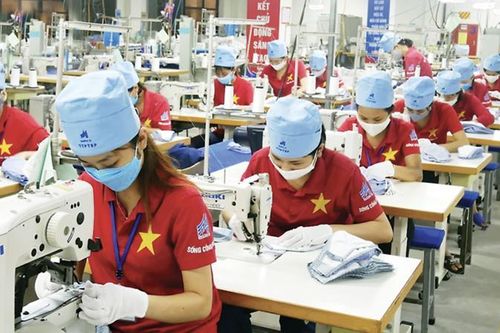 Hiến kế đưa Việt Nam thoát bẫy thu nhập trung bình
