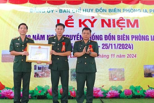 Đồn Biên phòng Ia Púch kỷ niệm 30 năm ngày truyền thống