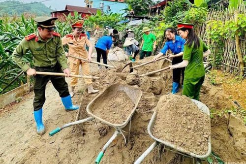 'Ngày cuối tuần cùng dân' góp phần xây dựng nông thôn mới ở Bắc Sơn