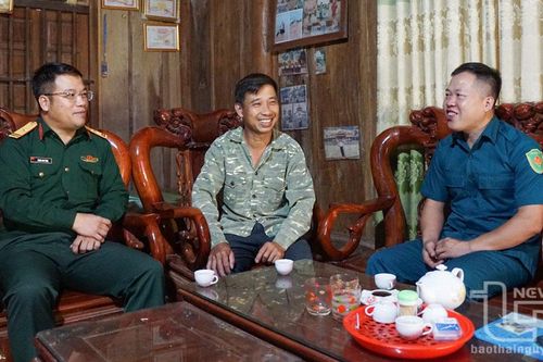 Giúp đồng bào đẩy lùi tà đạo