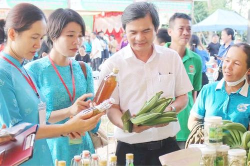 Bảo vệ thương hiệu gắn với phát triển sản phẩm đặc sản Huế