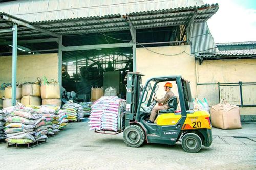 Doanh nghiệp sử dụng phân bón mong sớm đưa mặt hàng phân bón vào diện chịu thuế 5%