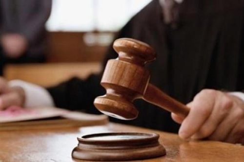 Ủy ban Chứng khoán Nhà nước đình chỉ tư cách kiểm toán viên với 2 thành viên của Ernst & Young Việt Nam