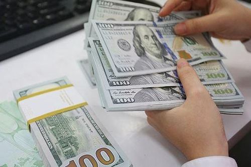 Lãi suất liên ngân hàng giảm mạnh, tỷ giá duy trì ổn định
