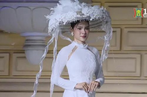 Bước chân di sản: Bản giao hưởng thời trang và văn hóa