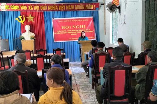 Trùng Khánh tuyên truyền giảm thiểu tình trạng tảo hôn và hôn nhân cận huyết thống cho 136 đại biểu