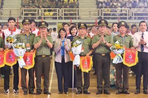 Hoành tráng lễ khai mạc Đại hội Khỏe 'Vì an ninh Tổ quốc' lần thứ IX năm 2024 tại TPHCM