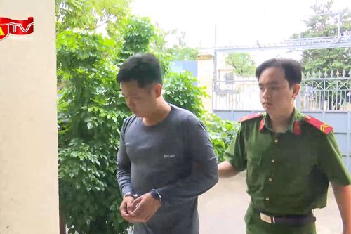 Nhiều cửa hàng bán điện thoại di động 'sập bẫy' đối tượng lừa đảo