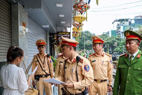 Công an Hà Nội xử lý 'cà phê đường tàu'