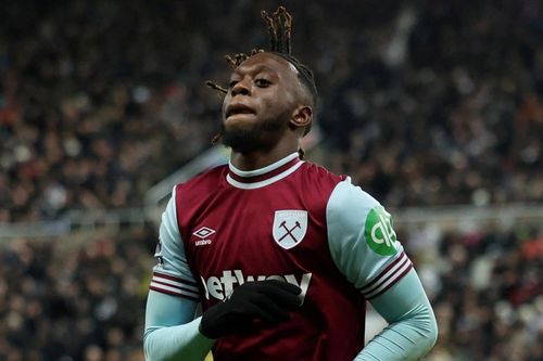 Wan-Bissaka ghi bàn