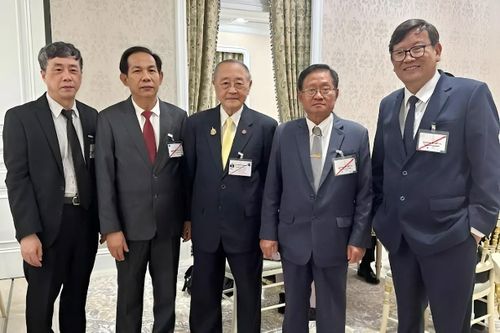 Nhà văn Nguyễn Một, Nguyễn Bình Phương nhận giải thưởng văn học ASEAN