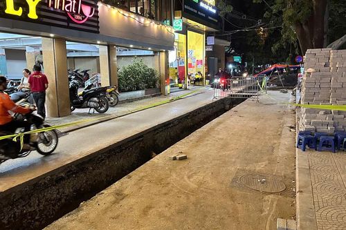 Phát hiện tổng cộng 354 tiểu sành khi thi công tại ngõ 167 phố Tây Sơn