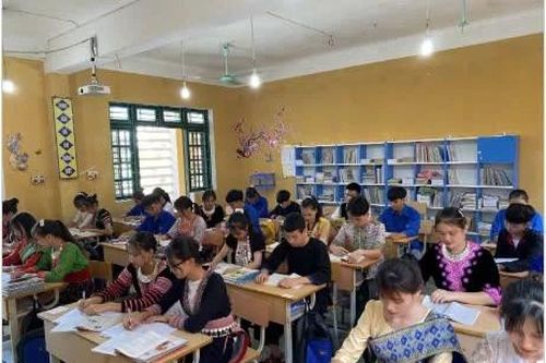 Điện Biên: Đột phá giáo dục vùng đồng bào dân tộc thiểu số