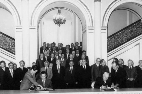 Kỷ niệm 63 năm Ngày truyền thống ngành Dầu khí Việt Nam (27/11/1961 - 27/11/2024): Những tấn dầu đầu tiên của Việt Nam