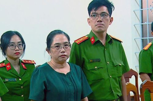 Khởi tố, bắt tạm giam giám đốc ban và doanh nghiệp vi phạm 'thông thầu'