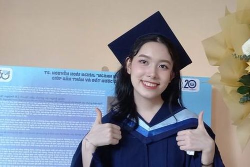 Chia sẻ bất ngờ của nữ sinh hai lần Thủ khoa Trường ĐH Quốc tế