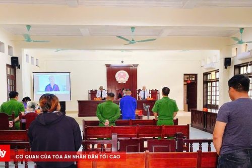 Xét xử đối tượng mua ma túy về sử dụng và bán lẻ