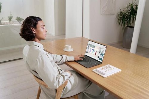 Zenbook S Series - lựa chọn lý tưởng cho giới văn phòng ưa chuộng sự tinh gọn và tự do