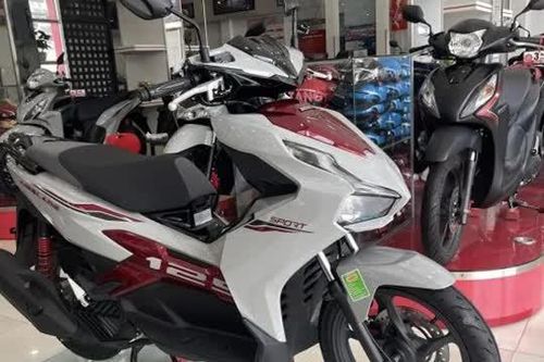 Giá xe Honda Air Blade 2025 cuối tháng 11/2024: Giảm cực mạnh, 'gây sốt' vì giá thực tế quá rẻ
