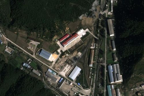 Triều Tiên mở rộng nhà máy sản xuất tên lửa tiếp ứng Nga trong chiến tranh Ukraine