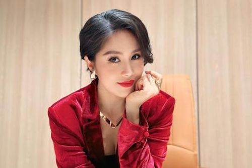 Lê Phương hạnh phúc báo tin vui ở tuổi 39 lúc nửa đêm