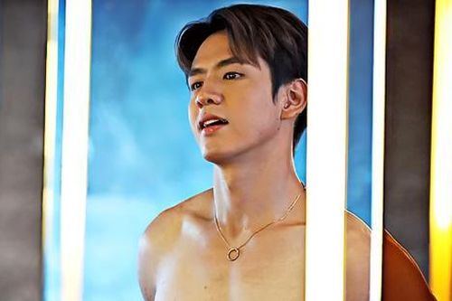 Nam diễn viên phát điên khi đóng phim 18+, ngoài đời cả nhan sắc và vóc dáng đều gây bất ngờ