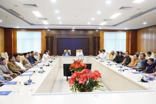 PC Quảng Trị: hơn 8.000 khách hàng tham gia thi đua 'Hộ gia đình tiết kiệm điện' năm 2024