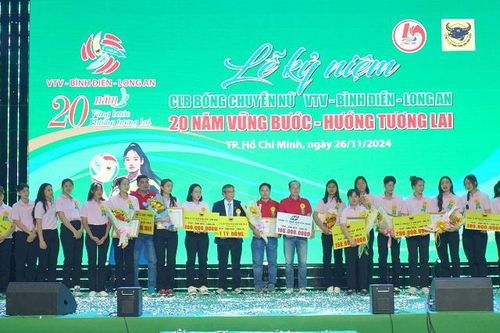 Đội bóng chuyền nữ VTV Bình Điền Long An tổ chức kỷ niệm 20 năm thành lập