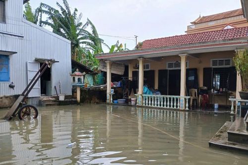 Thừa Thiên Huế nhiều nơi ngập lụt, sơ tán hàng trăm hộ dân
