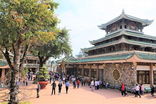 Phát huy tiềm năng ngành 'công nghiệp không khói'