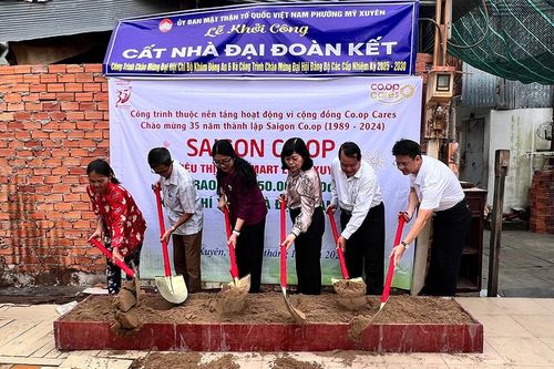 Khởi công xây dựng nhà Đại đoàn kết phường Mỹ Xuyên