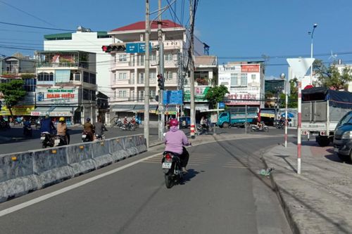 Cần làm mới biển báo