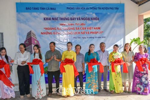 Nâng ý thức giữ gìn biển đảo