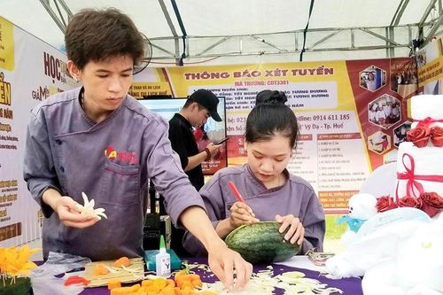 Kết nối thông tin, tạo việc làm cho người lao động
