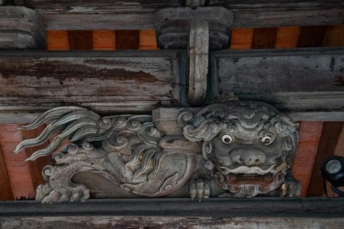 Triển lãm ảnh 'Chạm khắc đình trong phố'